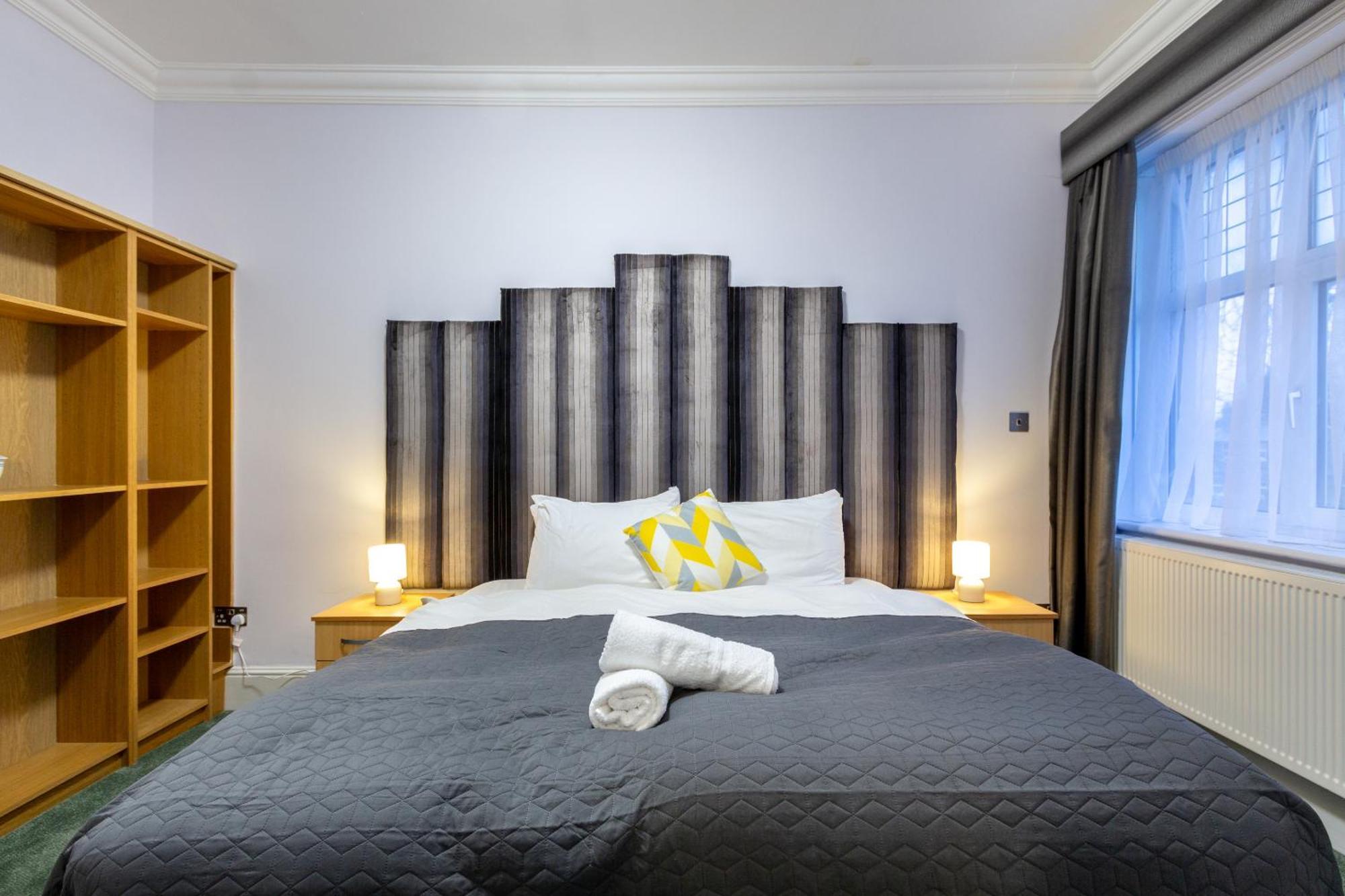 London Gatwick Inn Exterior foto
