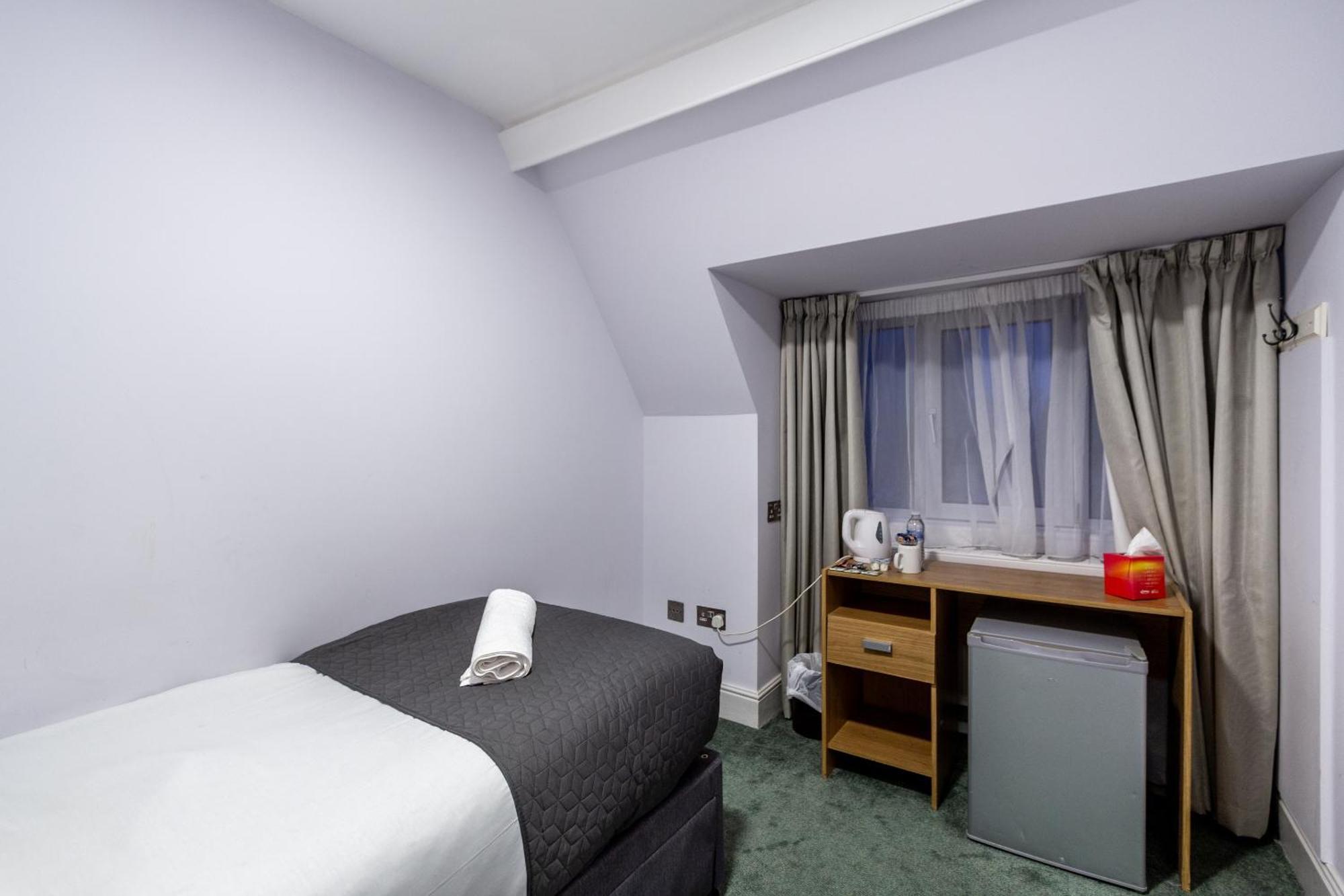 London Gatwick Inn Exterior foto